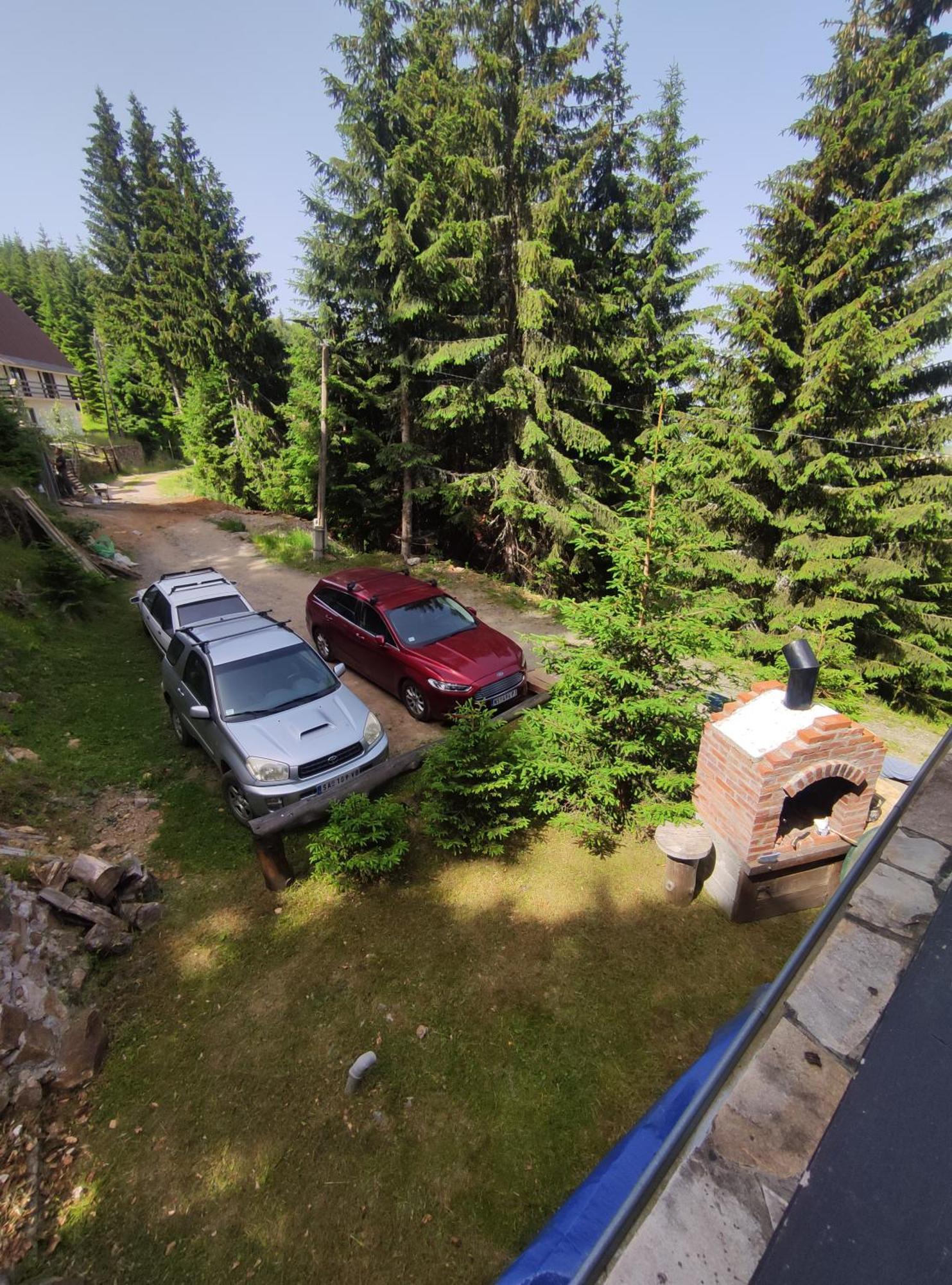 Uki & Sofi Mountain House Hotel Kopaonik Ngoại thất bức ảnh